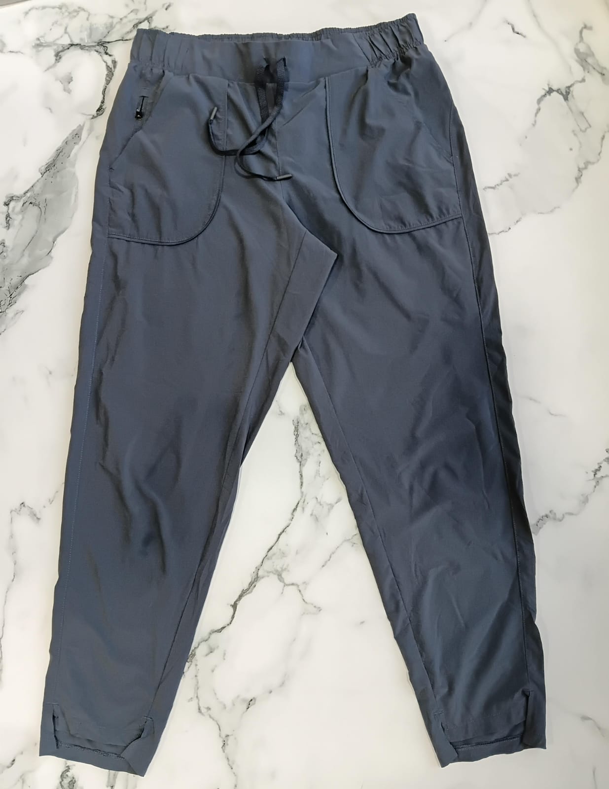 Pantalón deportivo- M